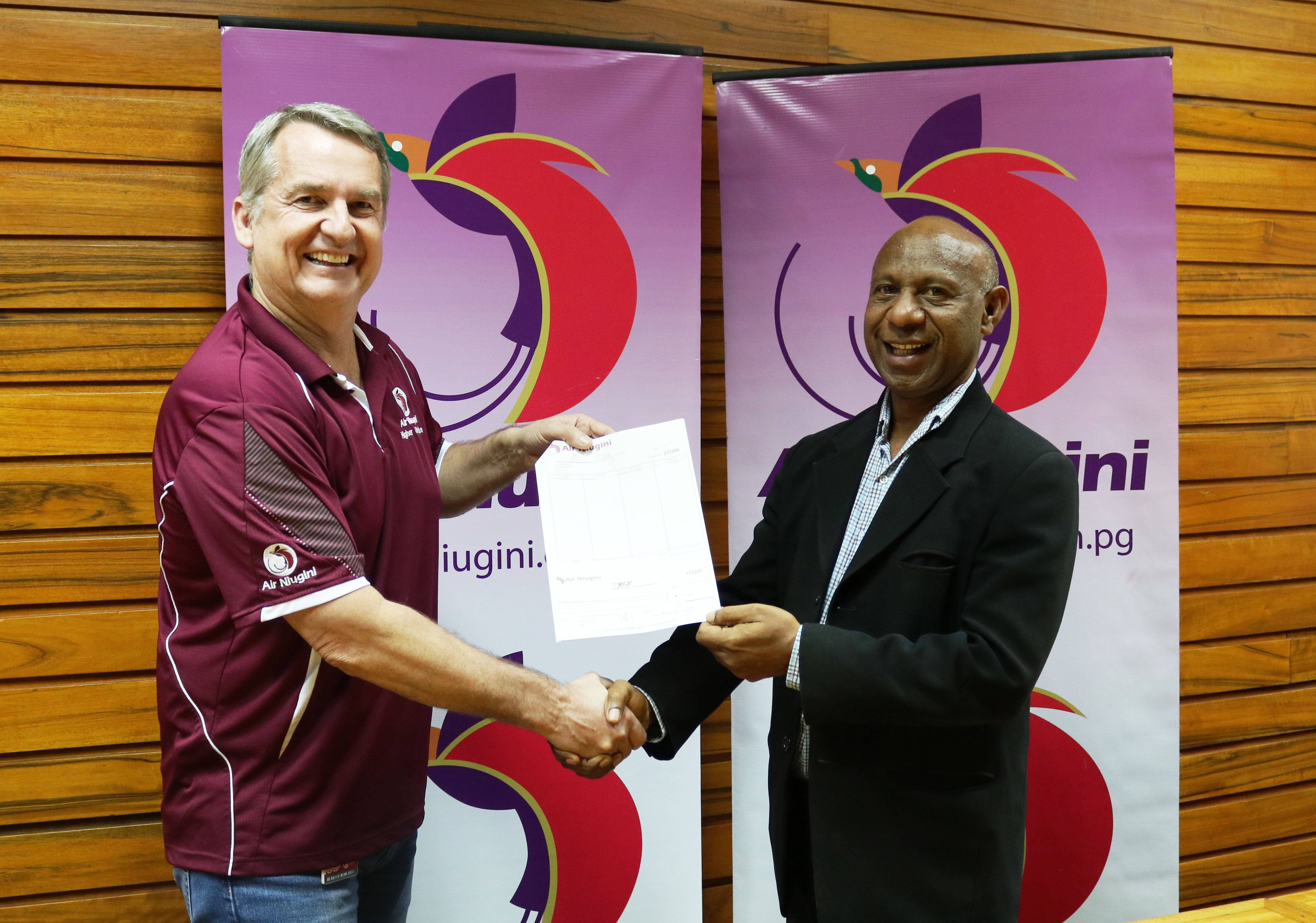 Air Niugini Continues To Show Support To PNG Human Resource Institute (PNGHRI)